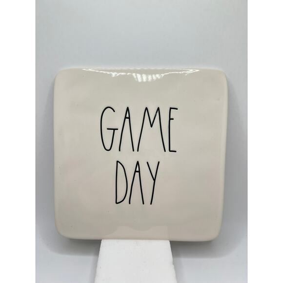 Rae Dunn GAME DAY Plate & Knife Set - Picture 3 of 4